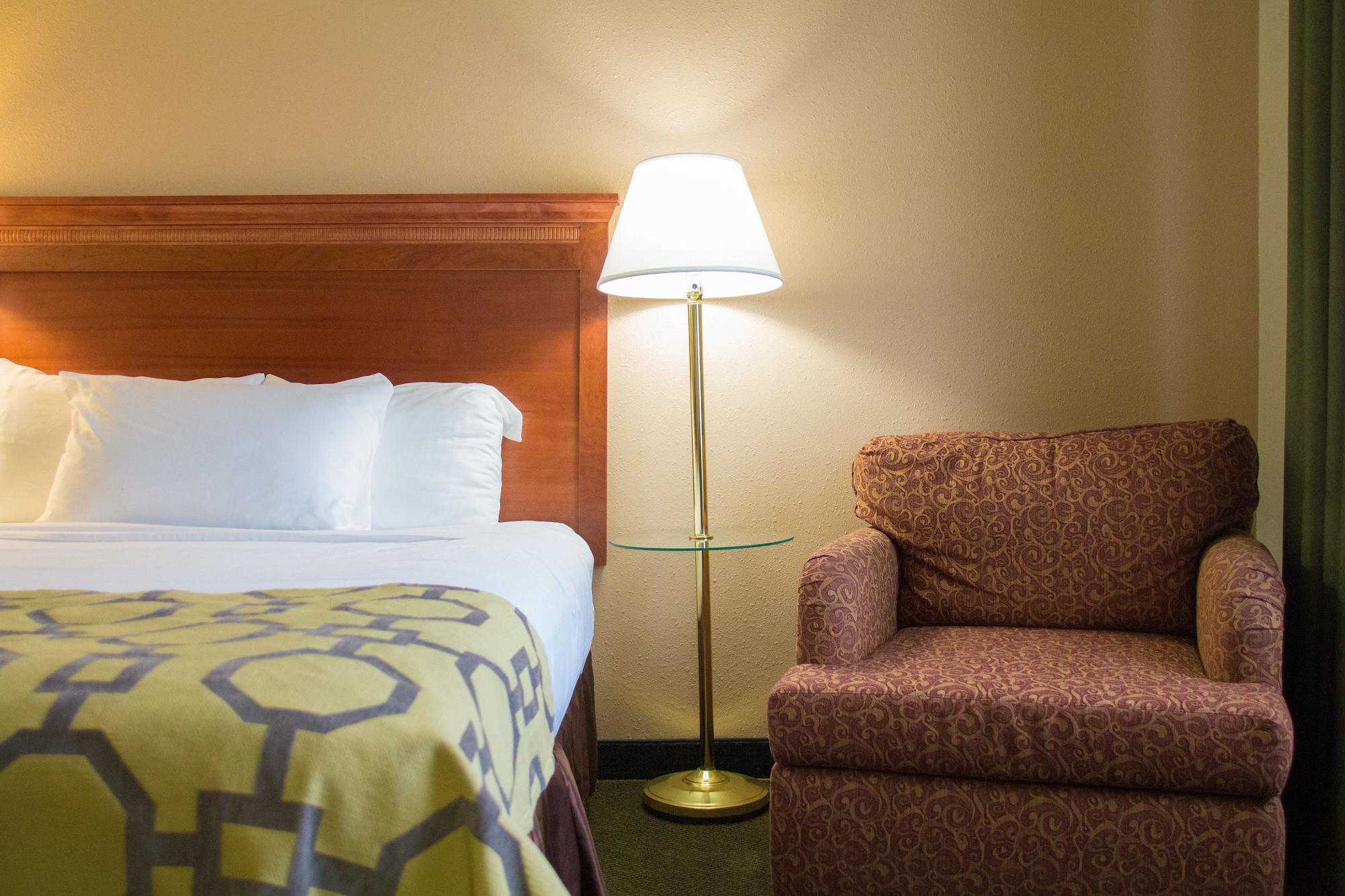 Baymont By Wyndham Yreka Hotel Buitenkant foto
