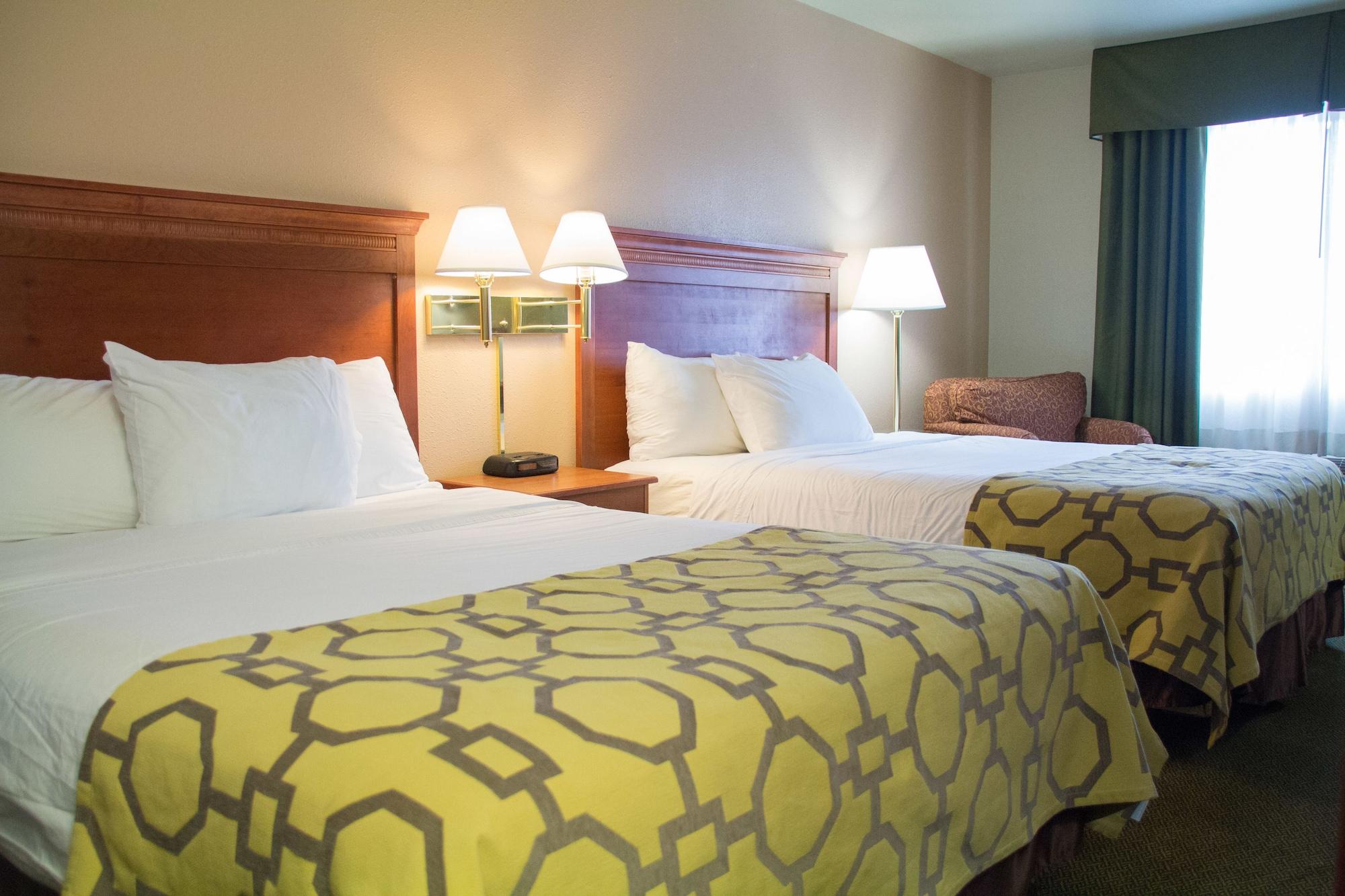 Baymont By Wyndham Yreka Hotel Buitenkant foto