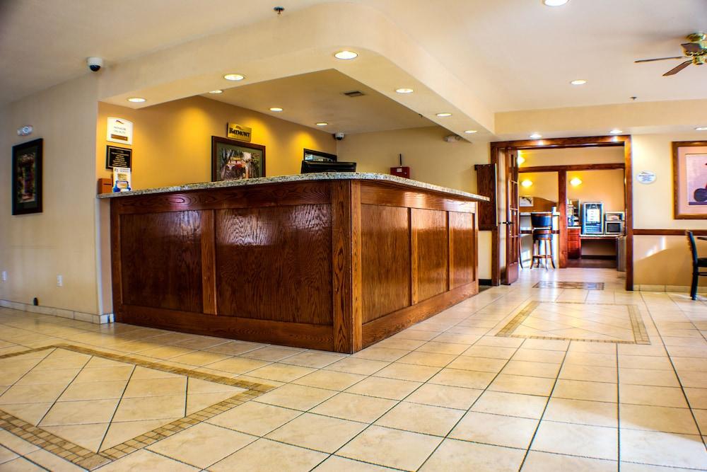 Baymont By Wyndham Yreka Hotel Buitenkant foto